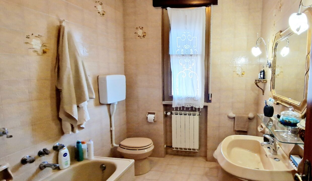 G1713201754408679